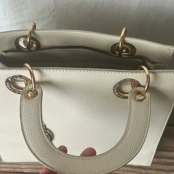 Badgley Mischka Cream Tote with Gold Details - Picture 5 of 9